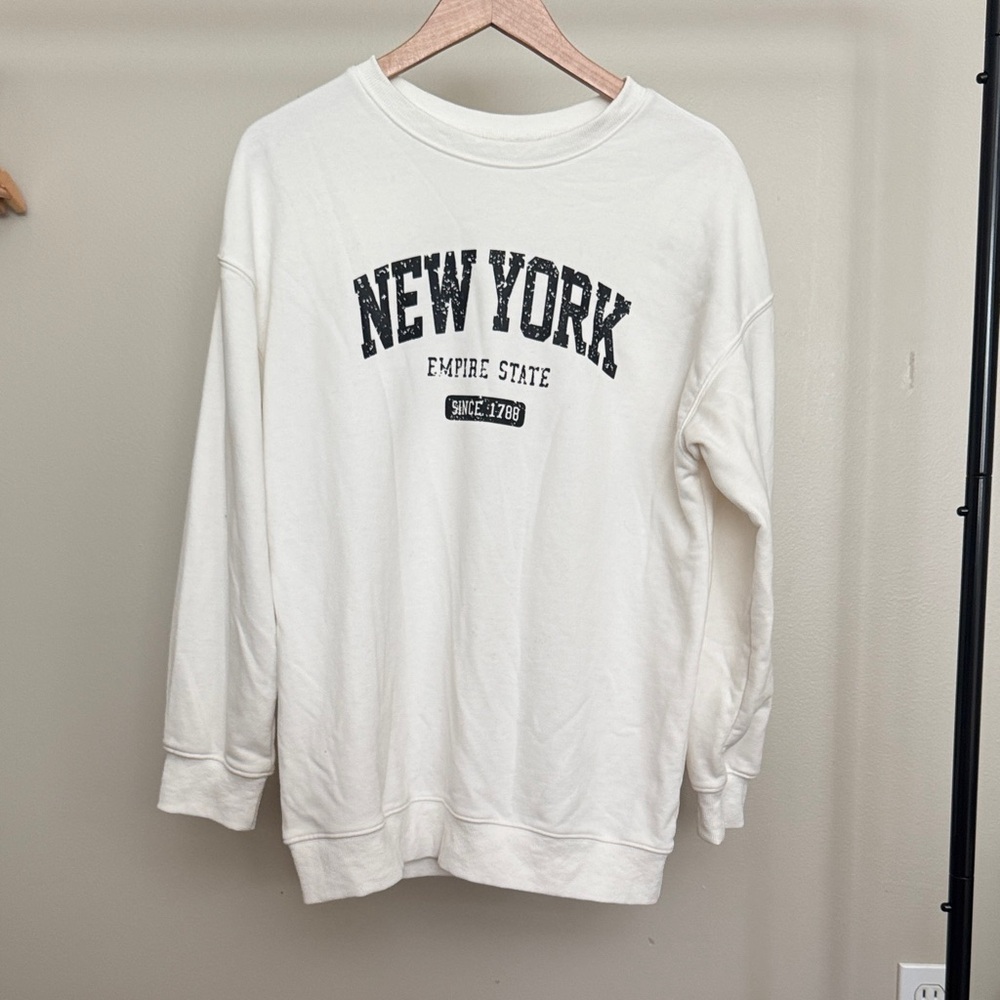 Amazon Cream New York Empire State Sweatshirt